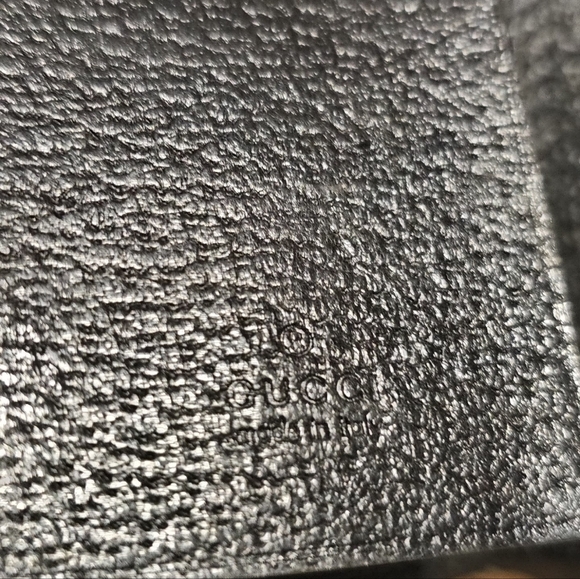 Authentic Gucci Keyholder Black Monogram, Wallet Size, great condition, unisex - Picture 3 of 5